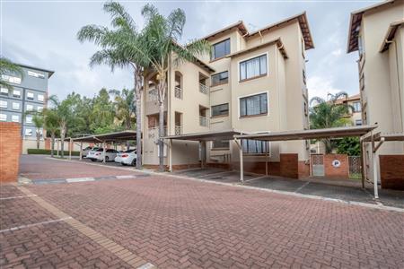 False - Apartment For Sale in Sunninghill, Sandton, Gauteng - M120186
