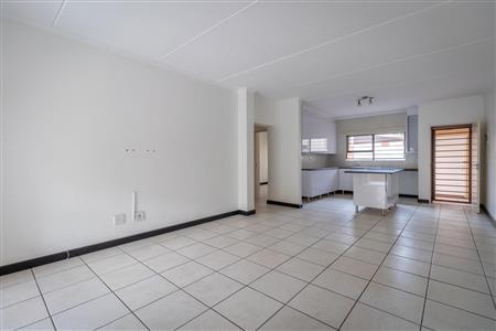 False - Apartment For Sale in Sunninghill, Sandton, Gauteng - M120189