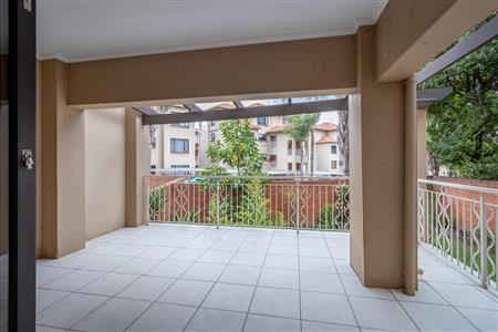 False - Apartment For Sale in Sunninghill, Sandton, Gauteng - M120189