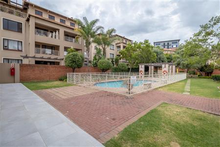 False - Apartment For Sale in Sunninghill, Sandton, Gauteng - M120189