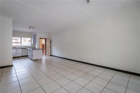 False - Apartment For Sale in Sunninghill, Sandton, Gauteng - M120189