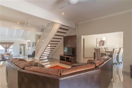 False - House For Sale in Bryanston, Sandton, Gauteng - M120139