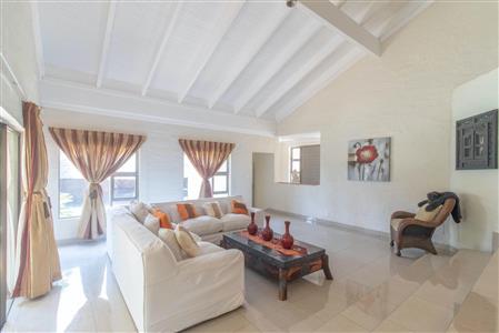 False - House For Sale in Bryanston, Sandton, Gauteng - M120139