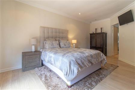 False - House For Sale in Bryanston, Sandton, Gauteng - M120139