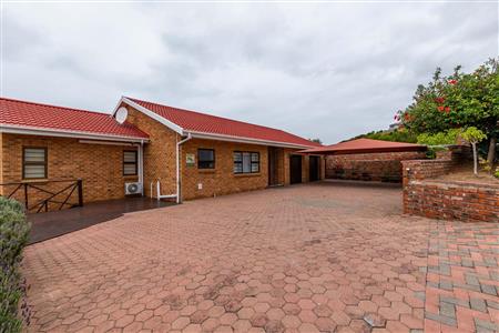 False - House For Sale in Groot Brakrivier Central, Groot Brakrivier, Western Cape - M120307