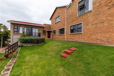 False - House For Sale in Groot Brakrivier Central, Groot Brakrivier, Western Cape - M120307