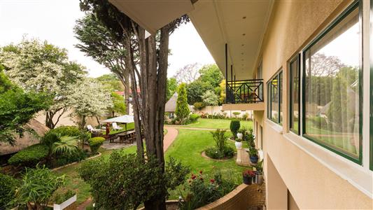 False - House For Sale in Parktown North, Johannesburg, Gauteng - M120311