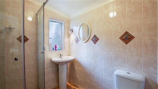 False - House For Sale in Parktown North, Johannesburg, Gauteng - M120311
