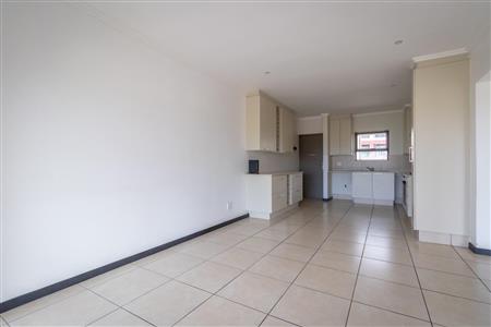 False - Apartment For Sale in Barbeque Downs, Midrand, Gauteng - M120336