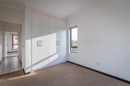 False - Apartment For Sale in Barbeque Downs, Midrand, Gauteng - M120336