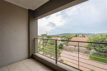 False - Apartment For Sale in Barbeque Downs, Midrand, Gauteng - M120336