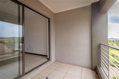 False - Apartment For Sale in Barbeque Downs, Midrand, Gauteng - M120336