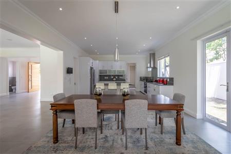 False - House For Sale in Bryanston, Sandton, Gauteng - M120360