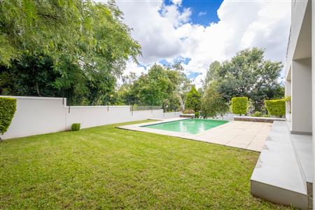 False - House For Sale in Bryanston, Sandton, Gauteng - M120360
