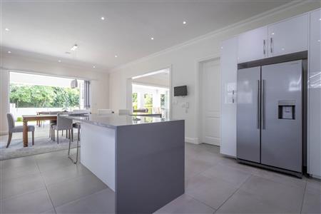False - House For Sale in Bryanston, Sandton, Gauteng - M120360