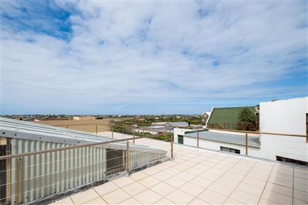 False - House For Sale in Bettys Bay, Western Cape - M120373