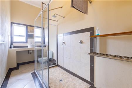 False - House For Sale in Bettys Bay, Western Cape - M120373