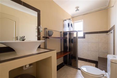 False - House For Sale in Bettys Bay, Western Cape - M120373