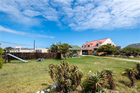 False - House For Sale in Bettys Bay, Western Cape - M120380