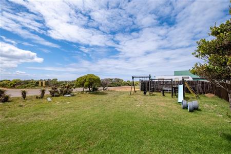False - House For Sale in Bettys Bay, Western Cape - M120380