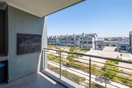 False - Apartment For Sale in Sitari Country Estate, Somerset West, Western Cape - M120433