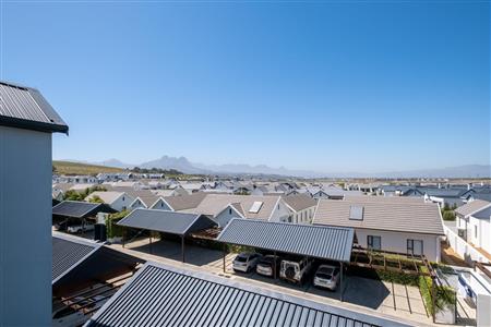 False - Apartment For Sale in Sitari Country Estate, Somerset West, Western Cape - M120433