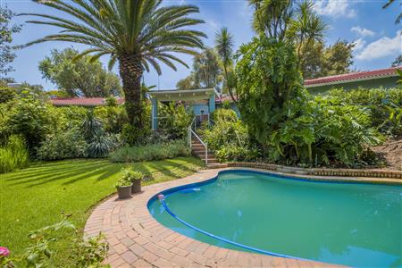 False - House Unavailable in Sunninghill, Sandton, Gauteng - M120438