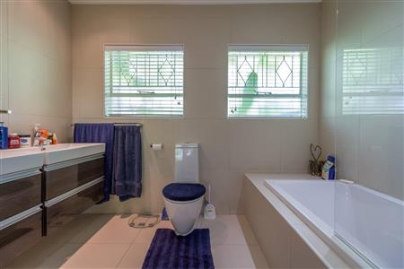 False - House Unavailable in Sunninghill, Sandton, Gauteng - M120438
