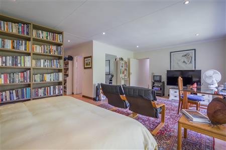 False - House Unavailable in Sunninghill, Sandton, Gauteng - M120438