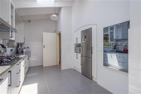 False - House Unavailable in Sunninghill, Sandton, Gauteng - M120438