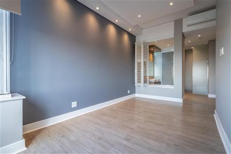 False - Apartment For Sale in Rosebank, Johannesburg, Gauteng - M120490
