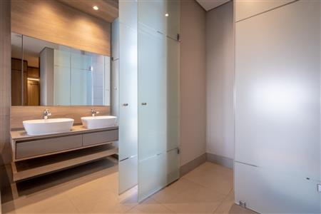 False - Apartment For Sale in Rosebank, Johannesburg, Gauteng - M120490