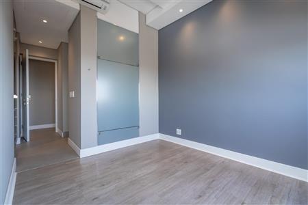 False - Apartment For Sale in Rosebank, Johannesburg, Gauteng - M120490
