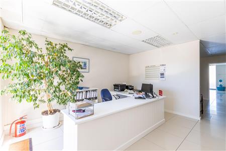 False - Office Unavailable in Plettenberg Bay Central, Plettenberg Bay, Western Cape - M120469