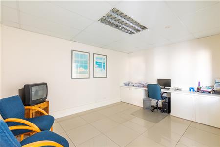 False - Office Unavailable in Plettenberg Bay Central, Plettenberg Bay, Western Cape - M120469