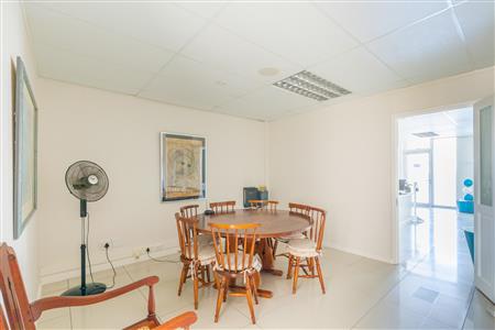 False - Office Unavailable in Plettenberg Bay Central, Plettenberg Bay, Western Cape - M120469