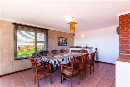 False - House For Sale in Stilbaai Wes, Stilbaai, Western Cape - M120506
