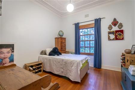 False - House For Sale in Parktown North, Johannesburg, Gauteng - M120538