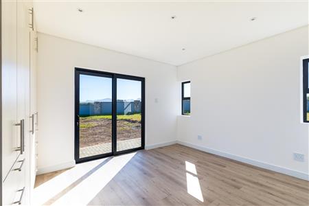 False - House For Sale in Le Grand Estate, George, Western Cape - M120541