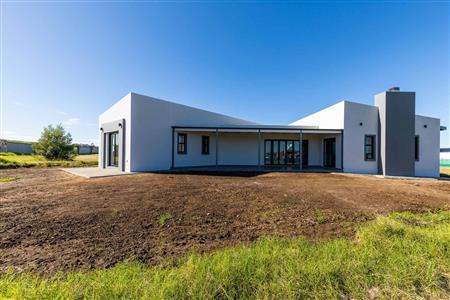 False - House For Sale in Le Grand Estate, George, Western Cape - M120541