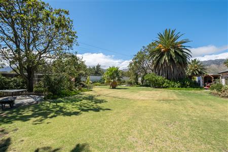 False - Commercial Property For Sale in Strand Central, Strand, Western Cape - M120569