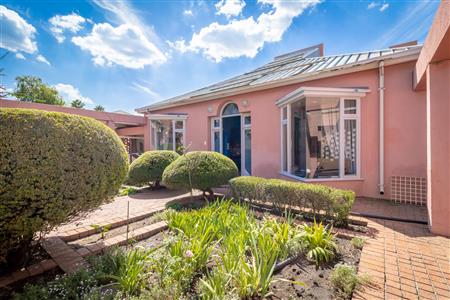 False - House For Sale in Orange Grove, Johannesburg, Gauteng - M120566