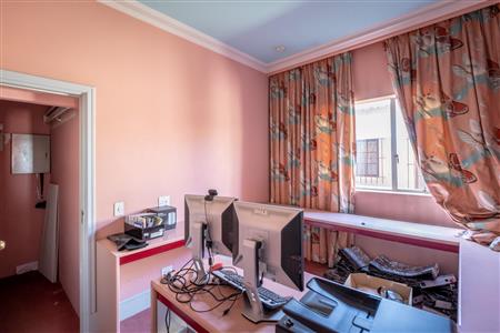 False - House For Sale in Orange Grove, Johannesburg, Gauteng - M120566