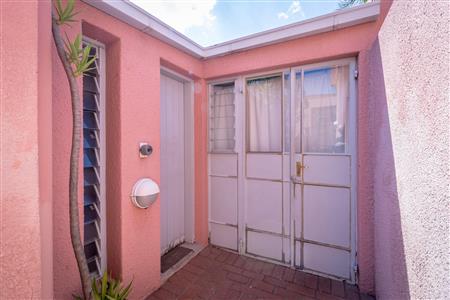 False - House For Sale in Orange Grove, Johannesburg, Gauteng - M120566