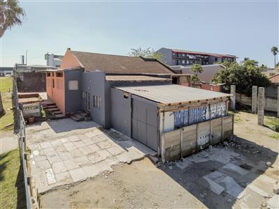 False - House For Sale in Amalinda, East London, Eastern Cape - M120625