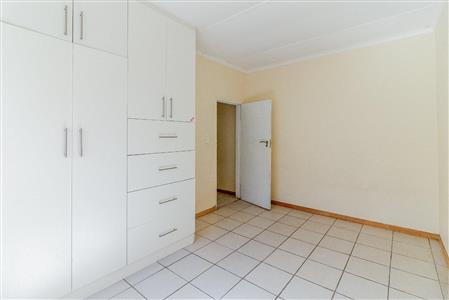 False - House For Sale in Amalinda, East London, Eastern Cape - M120625