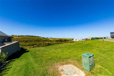 False - Vacant Land For Sale in Kingswood Golf Estate, George, Western Cape - M120643
