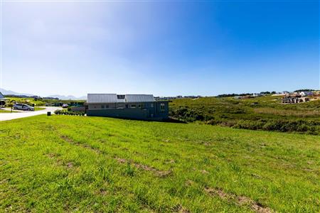 False - Vacant Land For Sale in Kingswood Golf Estate, George, Western Cape - M120643