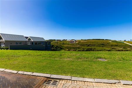False - Vacant Land For Sale in Kingswood Golf Estate, George, Western Cape - M120643