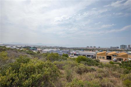 False - Vacant Land For Sale in Diaz Industria, Mossel Bay, Western Cape - M120684